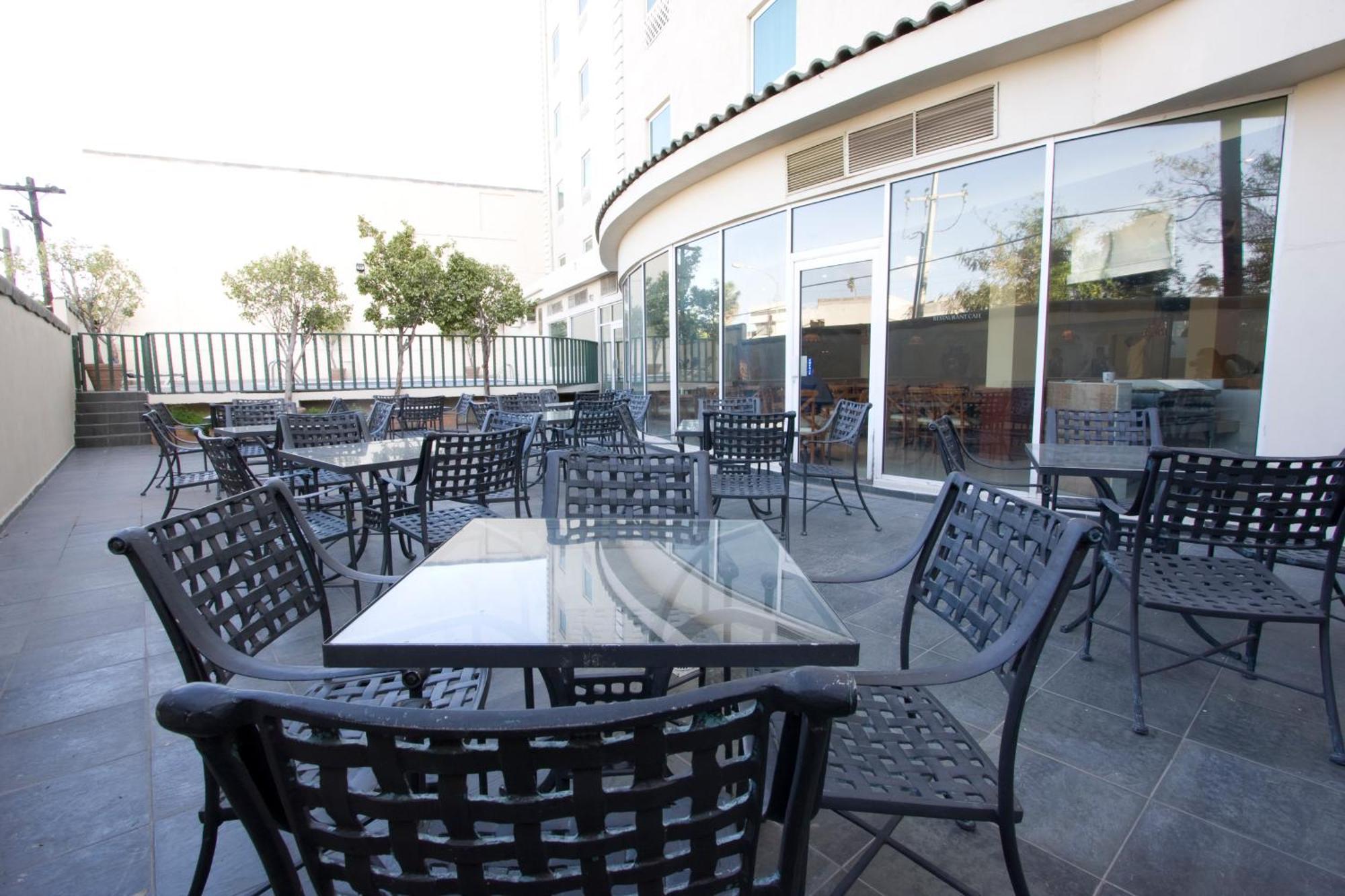 Hotel Antaris Galerias Monterrey Restaurace fotografie